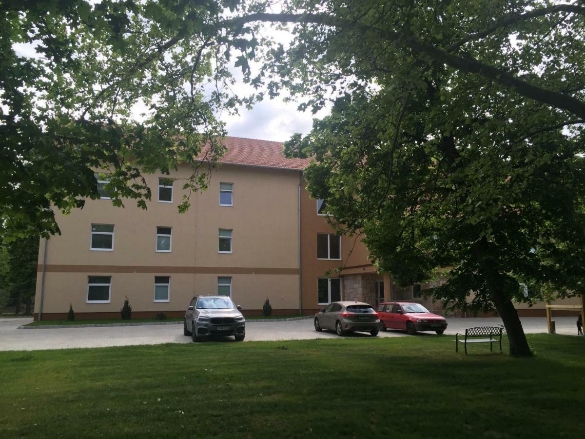 Smart Rooms Székesfehérvár 외부 사진